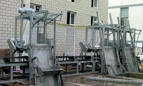 钢丝绳格栅清污机