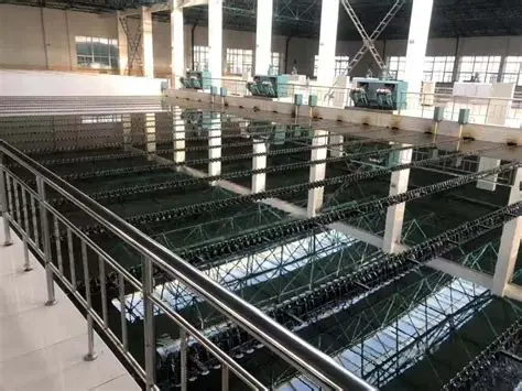 钢丝绳牵引刮泥机